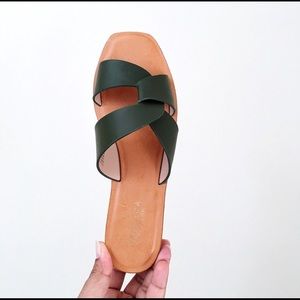 Messeca New York Tyla Dark Olive Leather Sandals